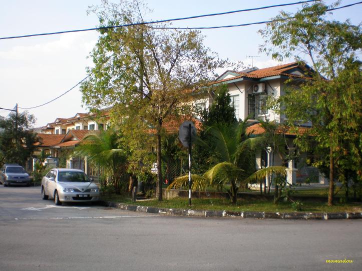 seksyen-9-kota-damansara-terrace-house1